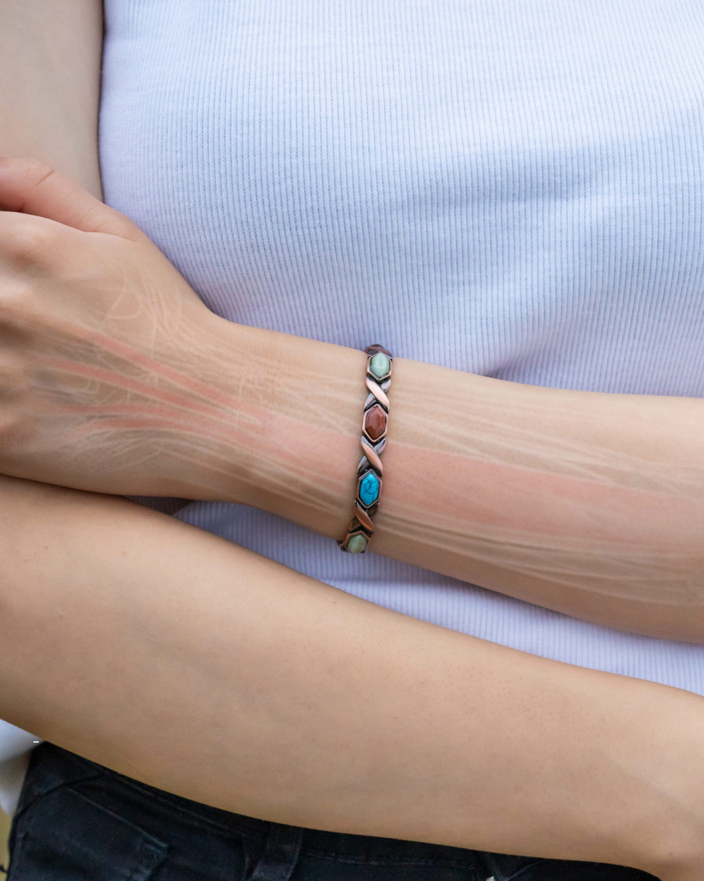 Women's copper magnetic bracelet with mixed stones, close-up detail